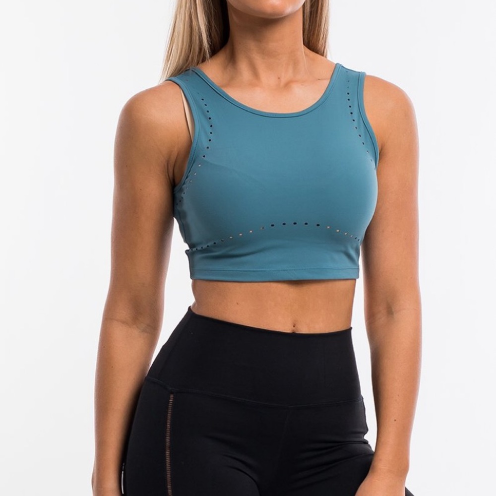 Echt crop top🖤🖤🖤🖤